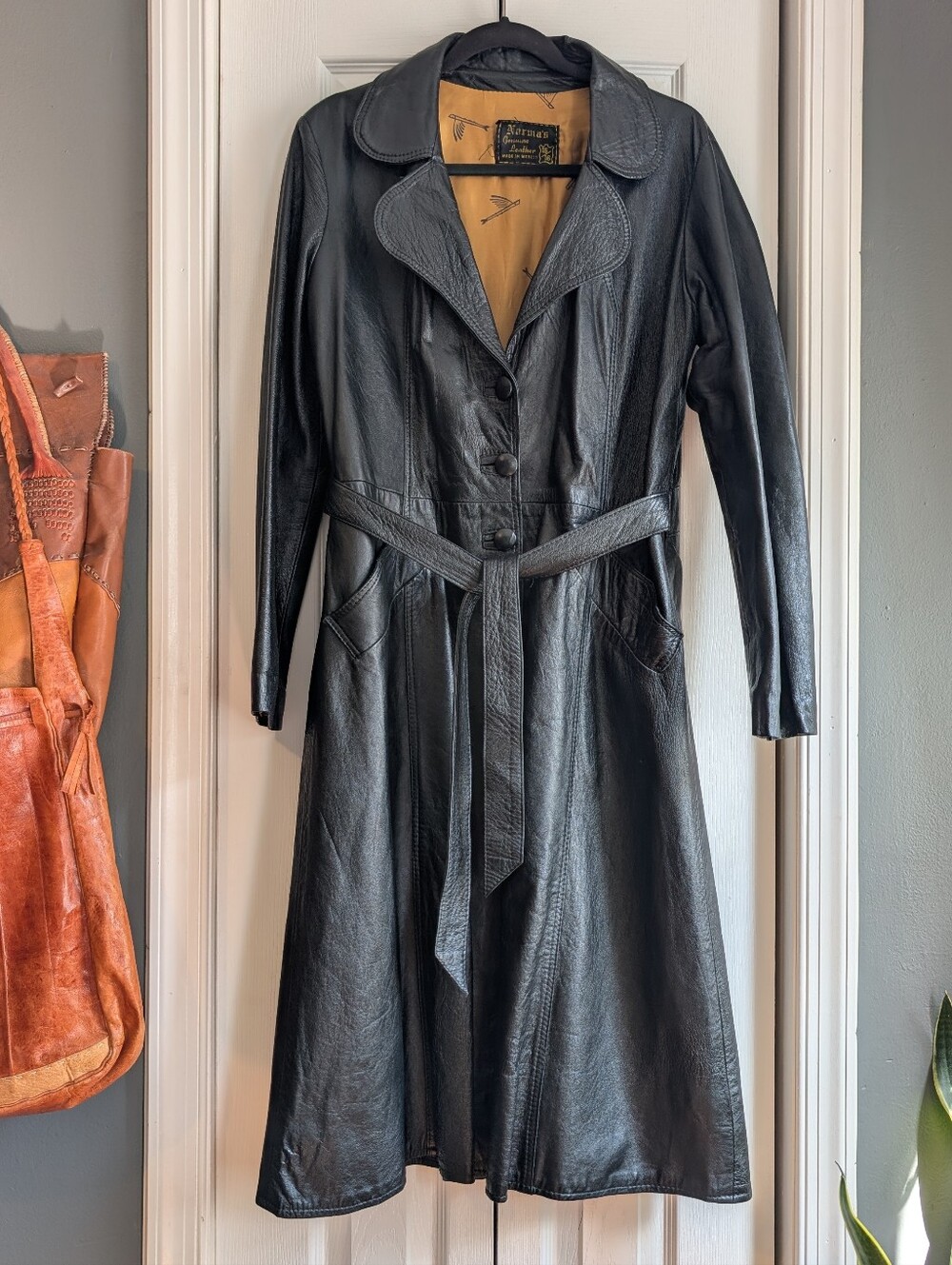 Vintage Norma's Genuine Leather Made in Mexico 15/16 black leather trench coat